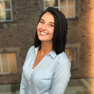 Meet your Posher, Gabi